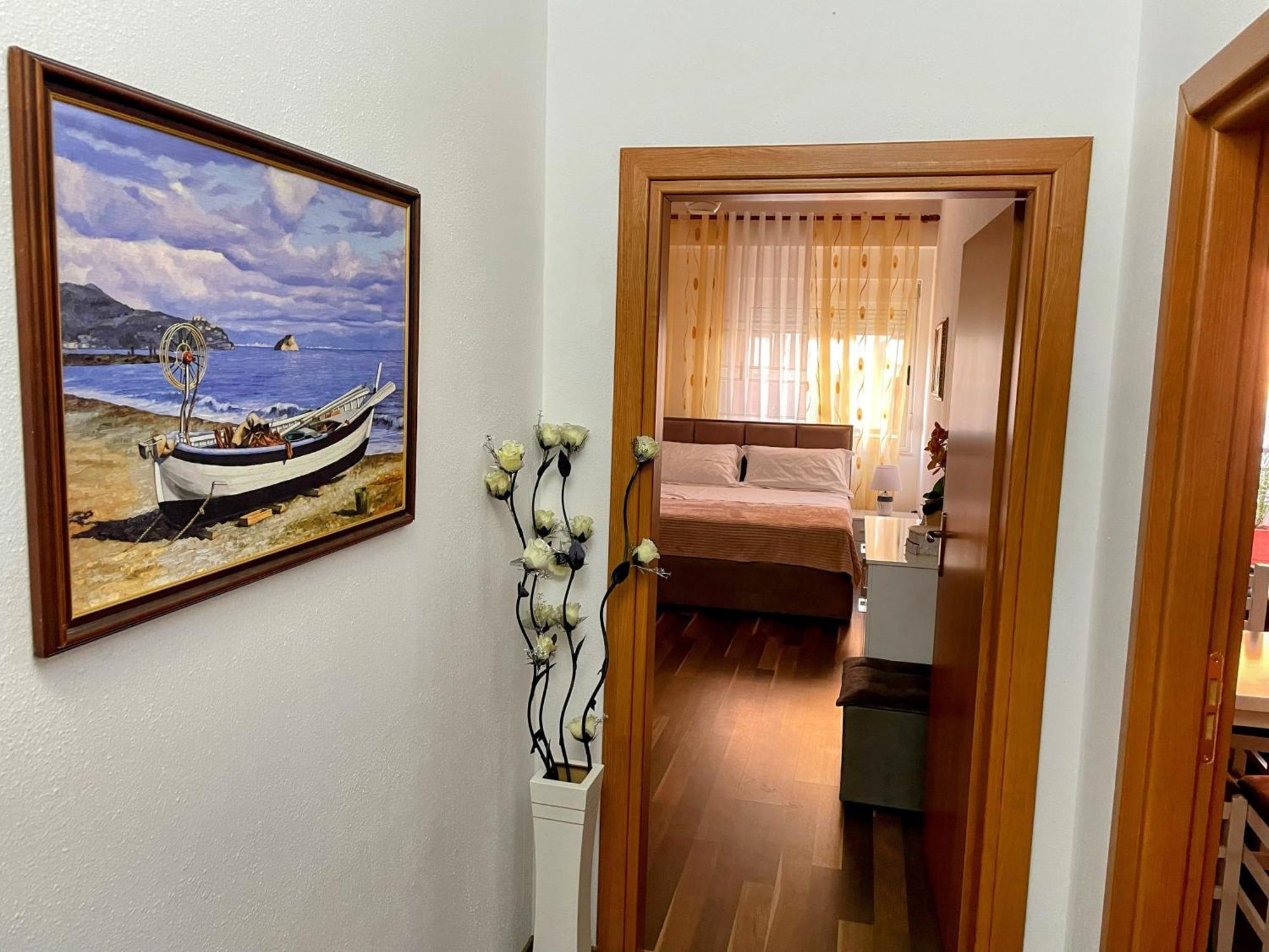 Apartament Laurent's