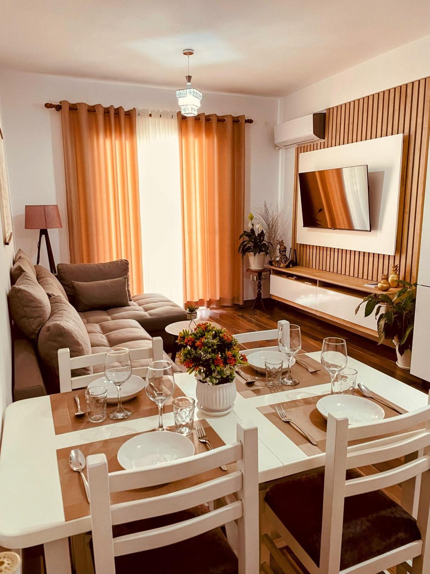 Apartament Laurent's *